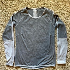 Title Nine Size Small workout top